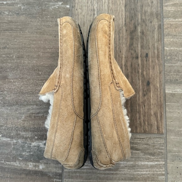 UGG Australia Ascot Chestnut Suede Slippers Loafers Men’s size 9 main image 7